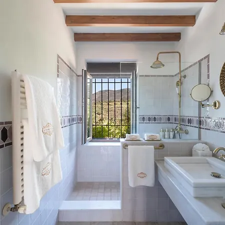Country house La Esperanza Granada Luxury Hacienda & Private Saleres